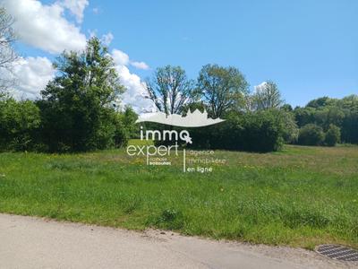 Terrain constructible - 5 662 m²