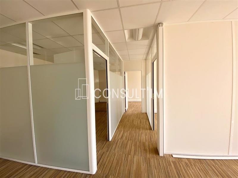 Bureau - 168 m²