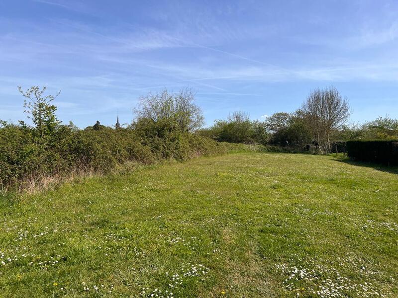 Terrain constructible - 7 266 m²