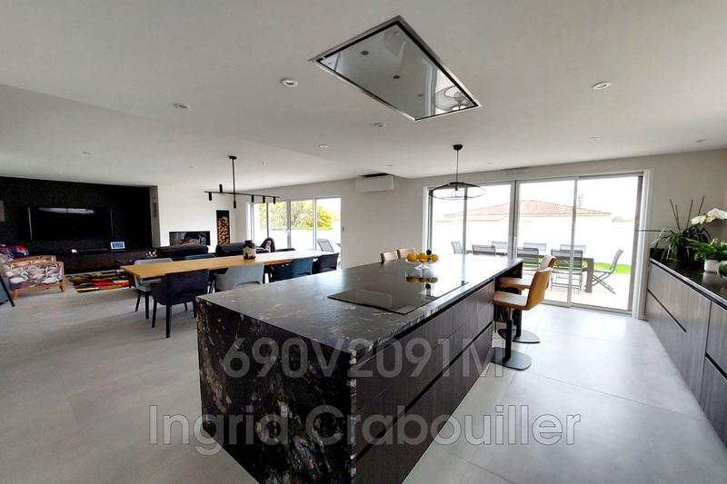 Maison - 180 m² - 6 pièces