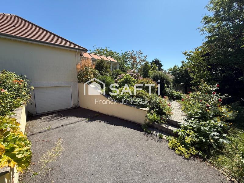 Maison - 110 m² - 5 pièces