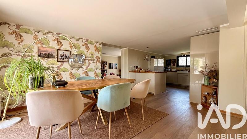 Maison - 140 m² - 6 pièces