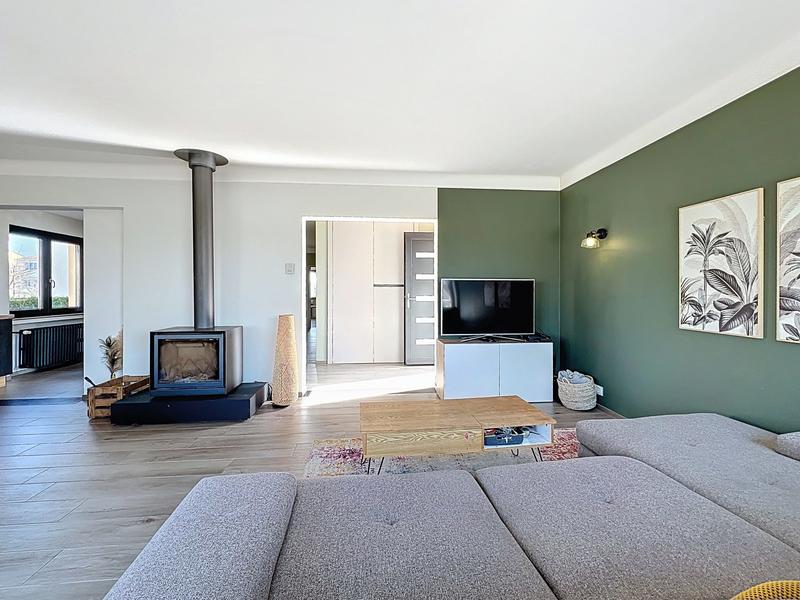 Maison traditionnelle - 103 m² - 6 pièces