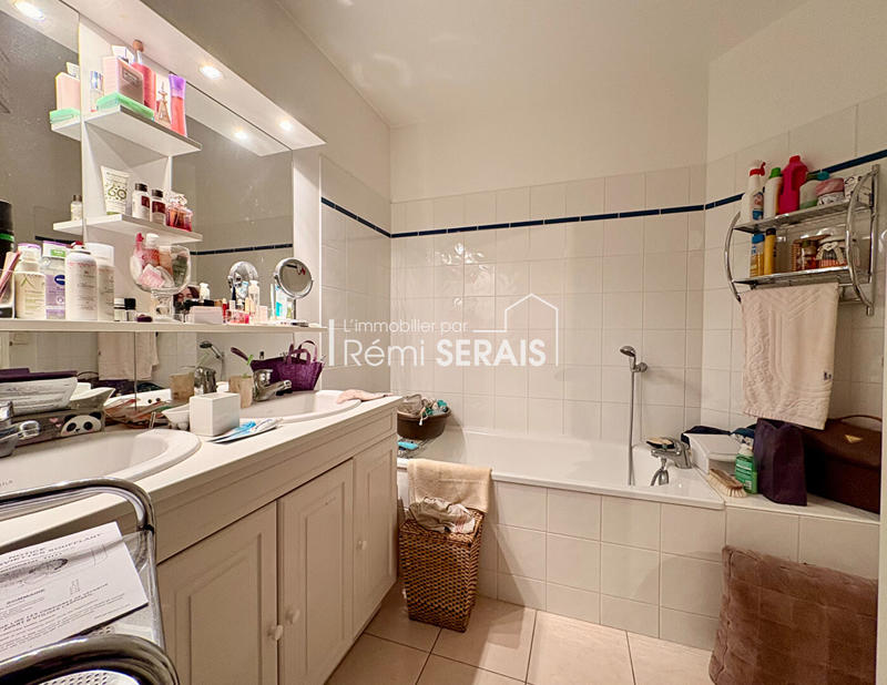 Appartement - 85 m² - 4 pièces