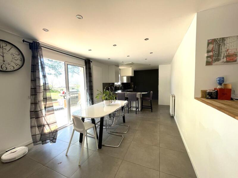 Maison - 160 m² - 5 pièces