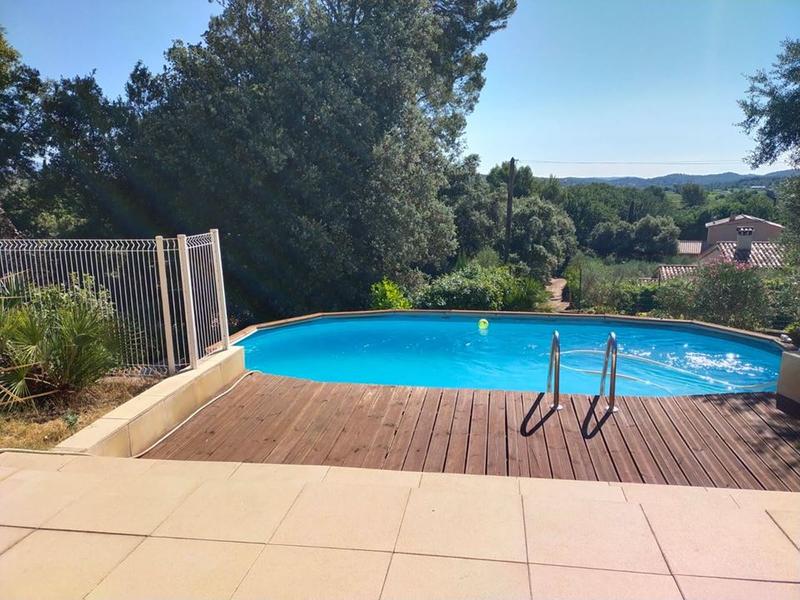 Maison traditionnelle - 240 m² - 7 pièces