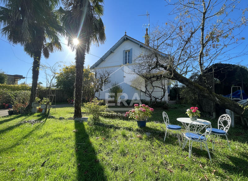 Maison - 95 m² - 6 pièces