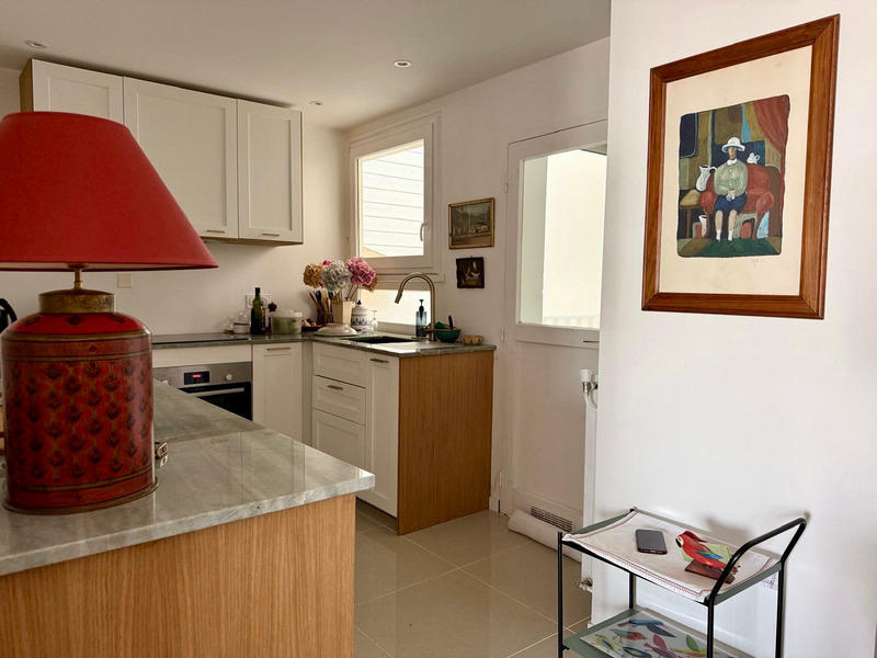 Appartement - 93 m² - 3 pièces