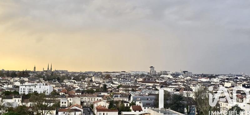 Appartement - 103 m² - 5 pièces