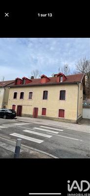 Maison - 240 m² - 5 pièces