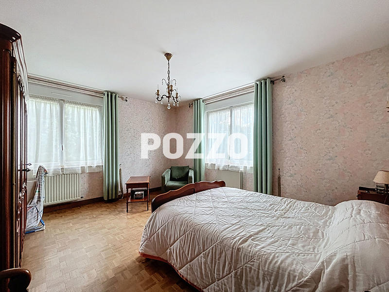 Maison - 169 m² - 6 pièces