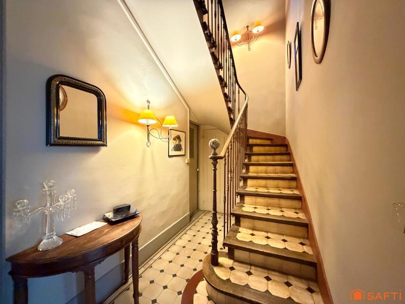 Maison de ville - 100 m² - 5 pièces