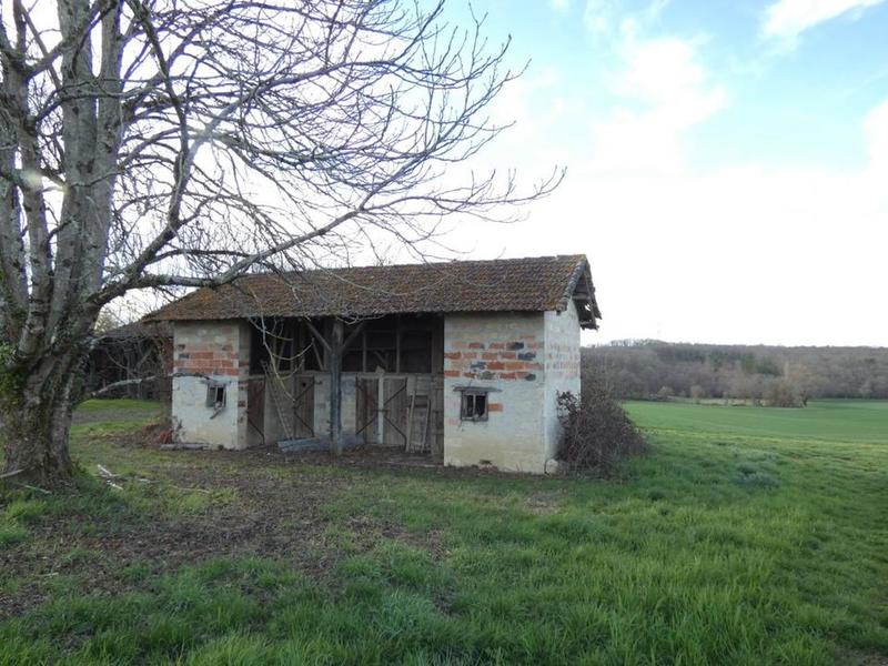 Corps de ferme - 250 m² - 6 pièces