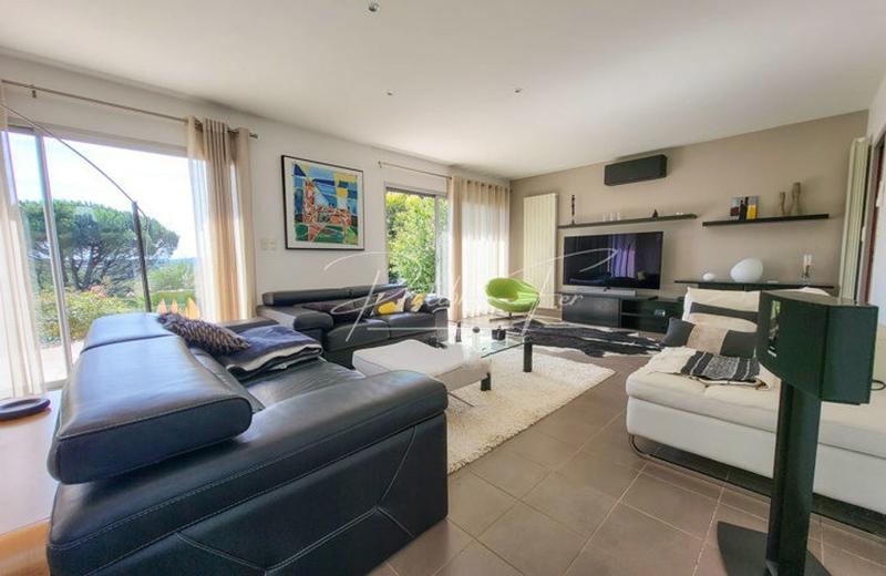 Maison - 166 m² - 5 pièces