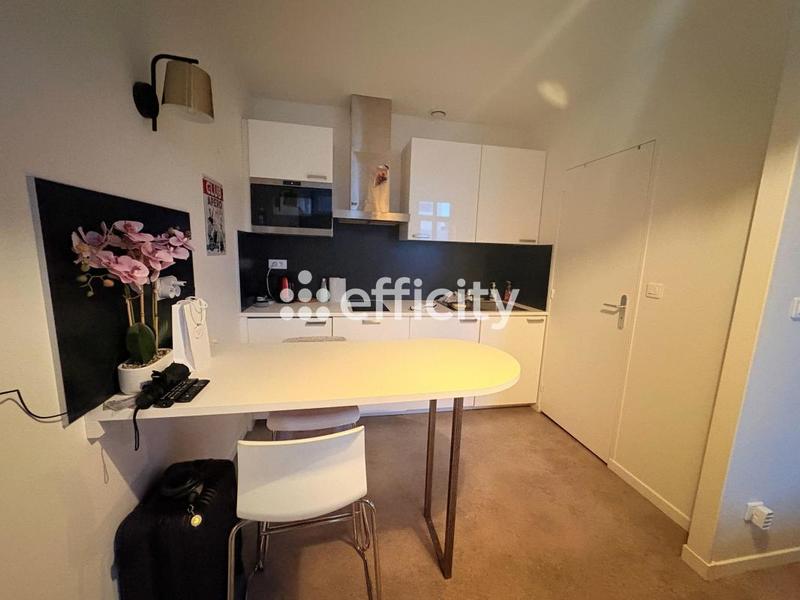 Appartement - 102 m² - 5 pièces