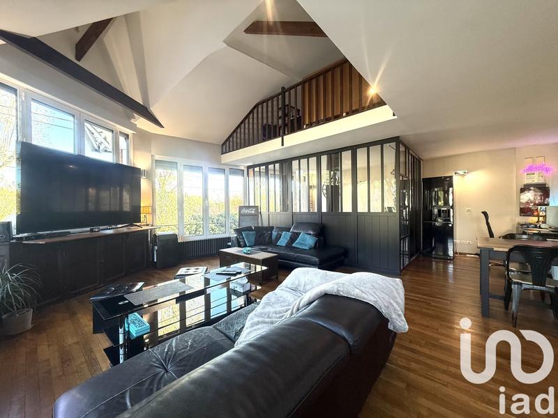 Loft - 76 m² - 3 pièces