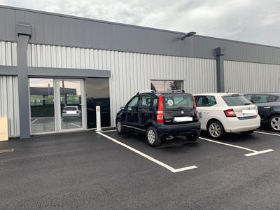 Local d'activité / Entrepôt - 125 m²