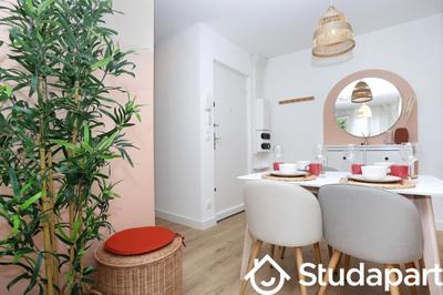 Chambre - 10 m² - 1 pièce