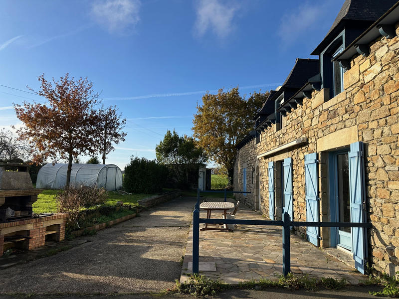 Maison - 144 m² - 5 pièces