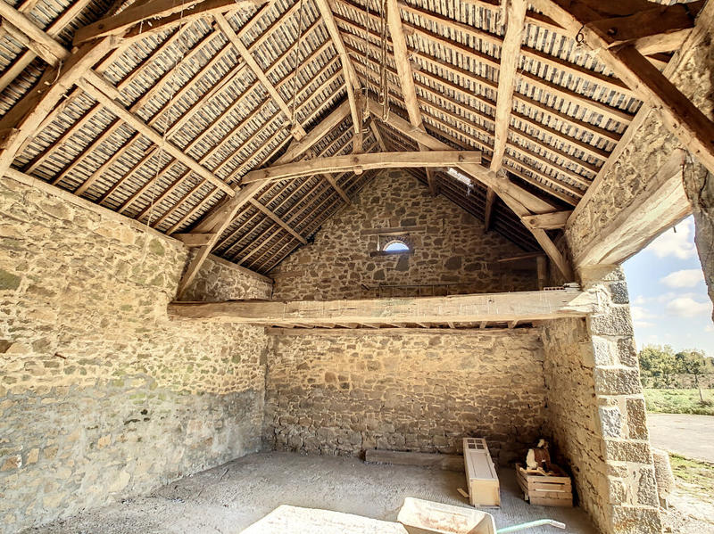 Maison - 266 m² - 8 pièces