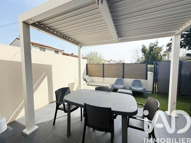 Immeuble - 56 m² - 4 pièces