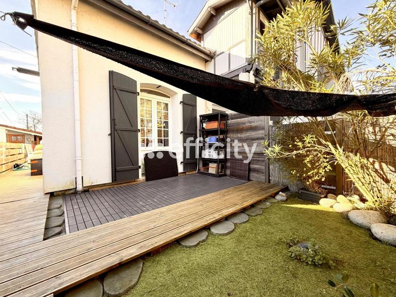 Maison - 83 m² - 3 pièces
