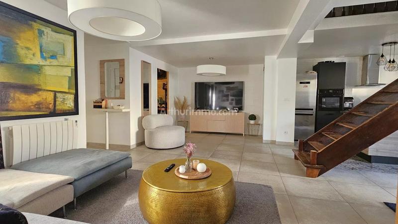 Maison - 104 m² - 5 pièces