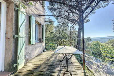 Maison de village - 140 m² - 7 pièces