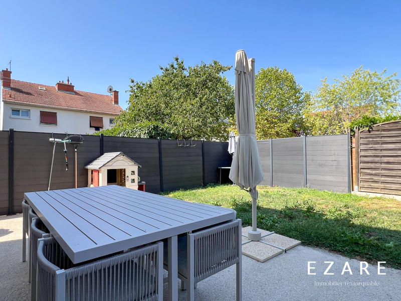 Maison - 80 m² - 5 pièces