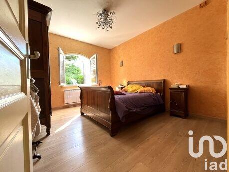 Maison - 260 m² - 7 pièces