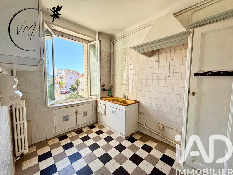 Appartement - 86 m² - 3 pièces