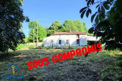 Maison - 80 m² - 4 pièces