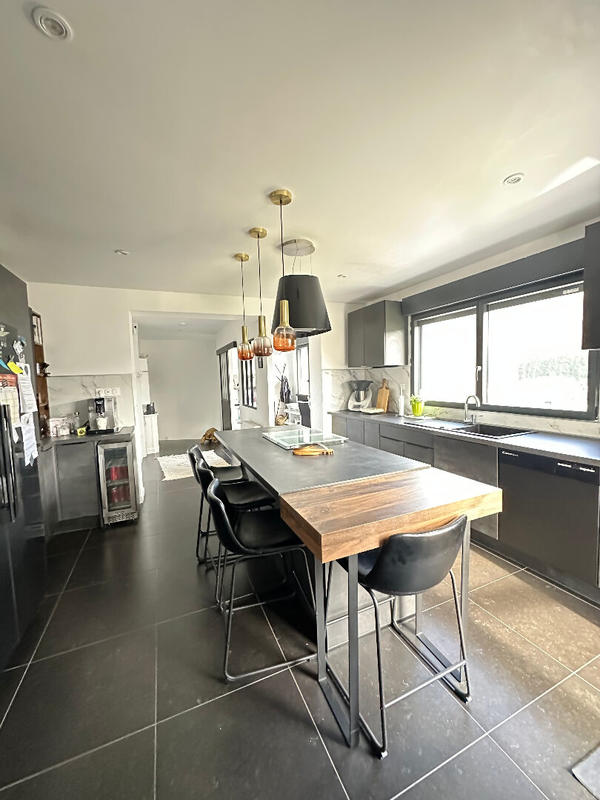 Maison - 380 m² - 7 pièces