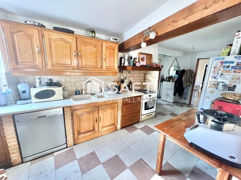 Maison - 128 m² - 8 pièces