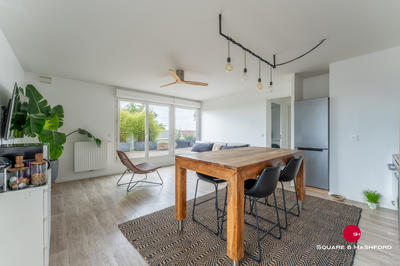 Appartement - 64 m² - 3 pièces