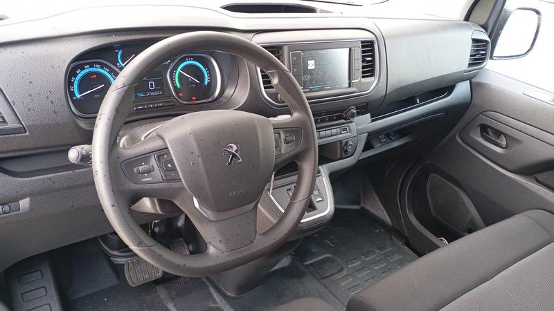 Peugeot Expert e- Fourgon Tole Xl 136 50 kWh Feline - Automatique