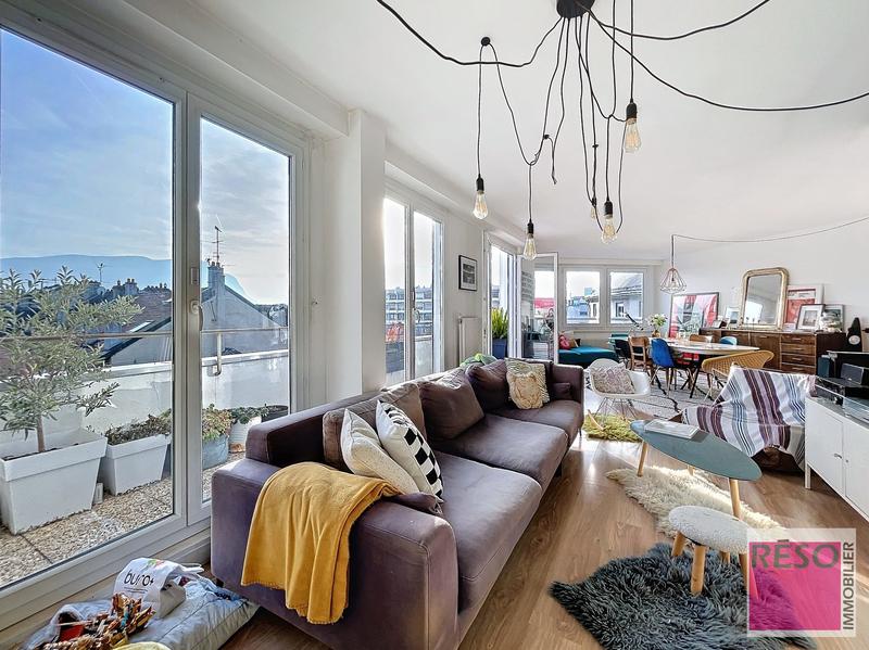 Appartement - 128 m² - 4 pièces