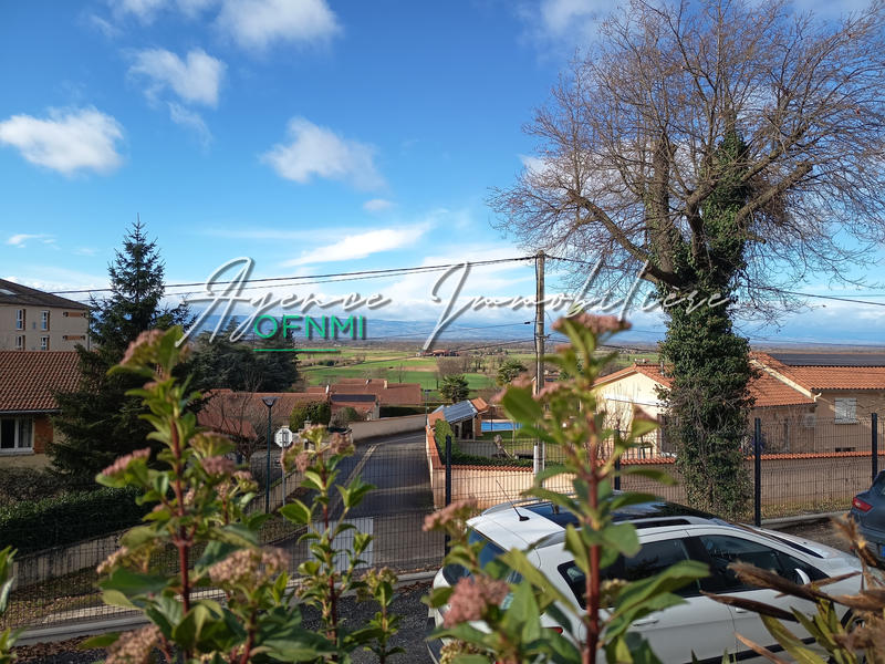 Maison - 95 m² - 4 pièces