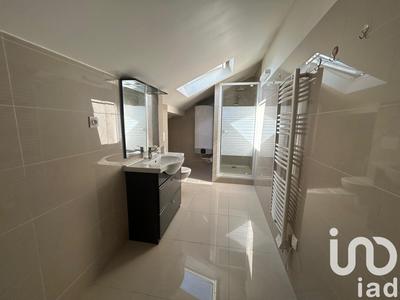 Maison - 195 m² - 10 pièces