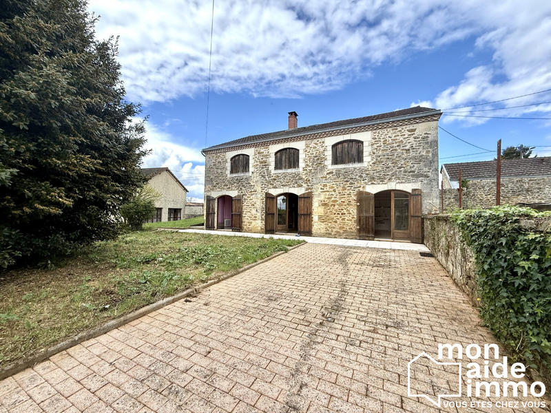 Maison - 355 m² - 10 pièces
