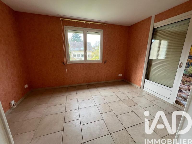 Maison - 111 m² - 6 pièces