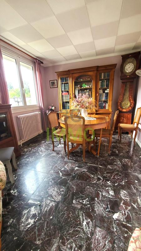 Pavillon - 96 m² - 5 pièces