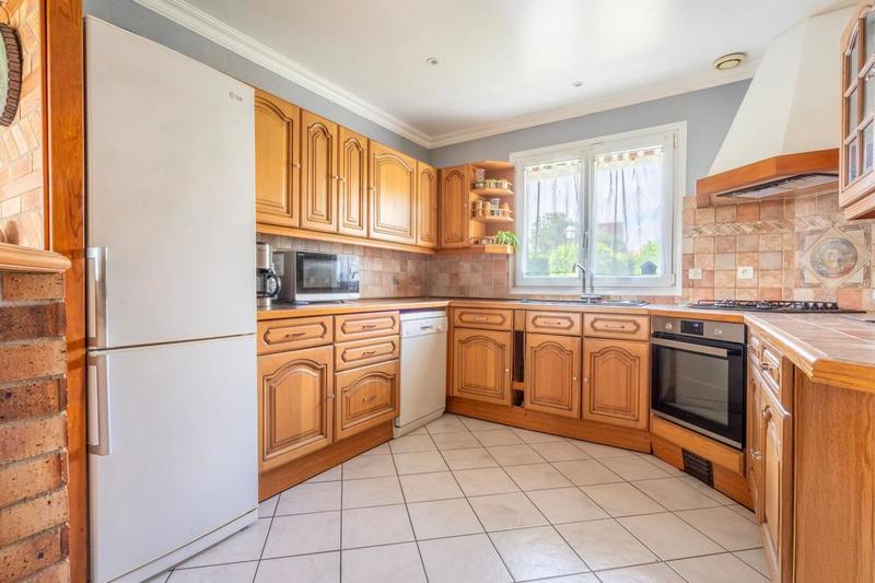 Maison - 145 m² - 7 pièces