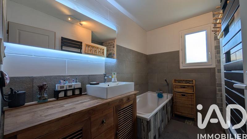 Maison - 98 m² - 4 pièces