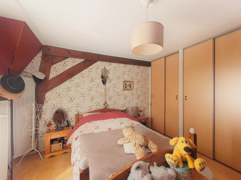 Maison - 209 m² - 8 pièces