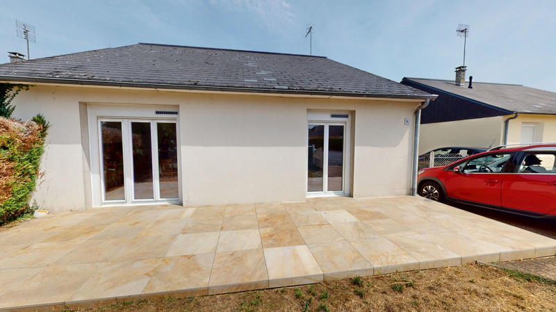 Maison - 97 m² - 5 pièces