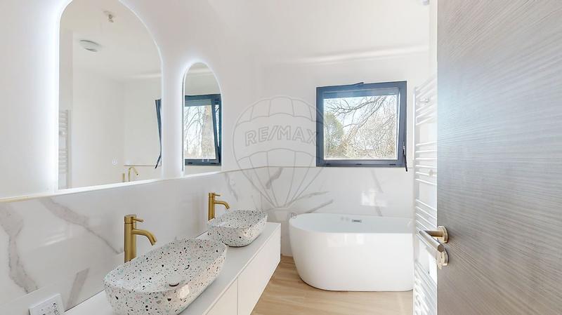 Maison d'architecte - 190 m² - 6 pièces