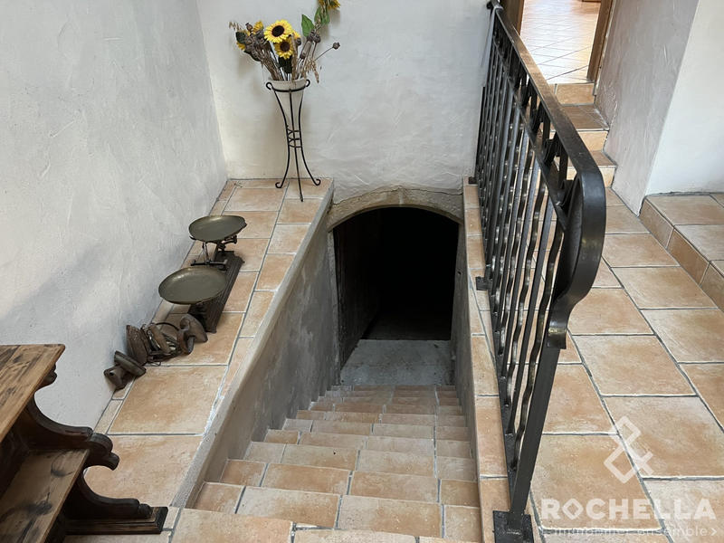 Maison ancienne - 217 m² - 7 pièces