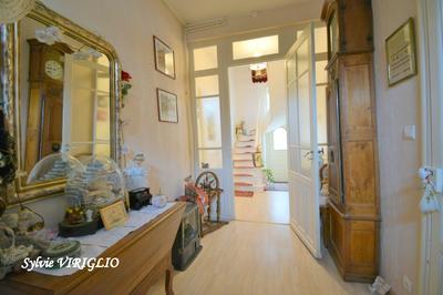 Maison - 155 m² - 6 pièces