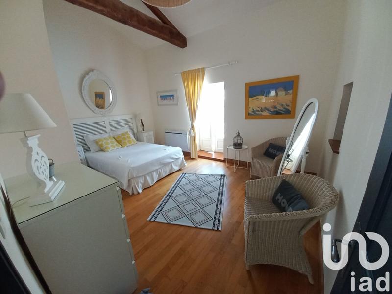 Maison - 275 m² - 9 pièces